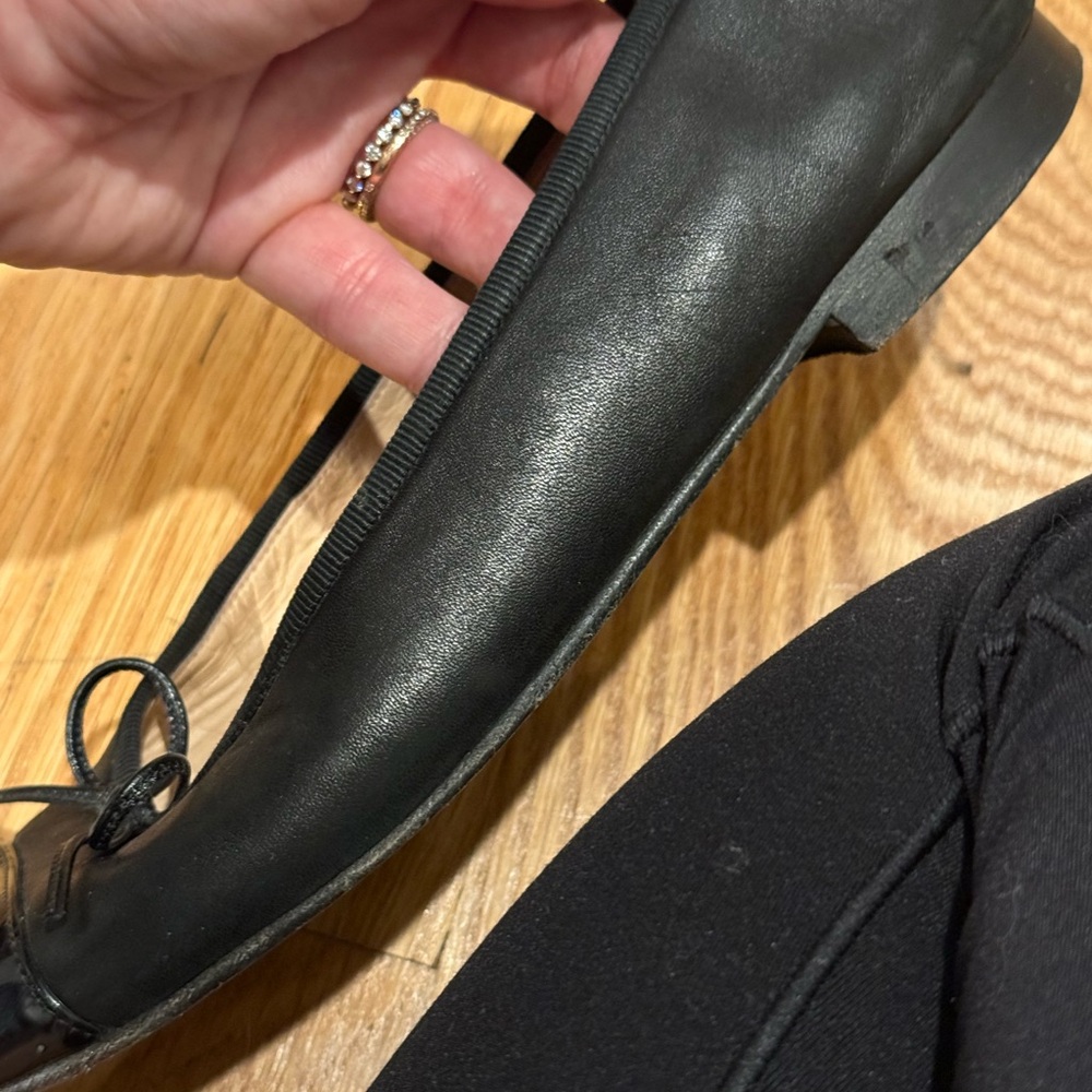 CHANEL Black Leather Flat - Picture 9 of 11